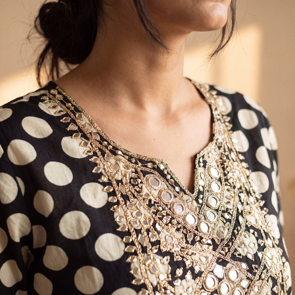 Unstitched Monochrome Suit with Zari Worked Top and Cutwork Bottoms⁠ - SAJHO
